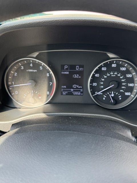 Hyundai Elantra SE 6AT 2018