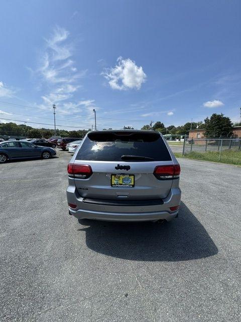 Jeep Grand Cherokee Laredo E 4WD 2021