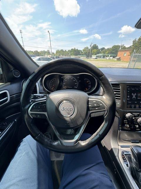 Jeep Grand Cherokee Laredo E 4WD 2021