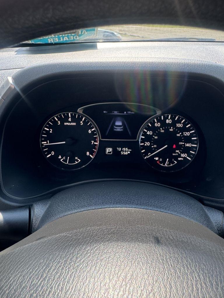 Nissan Pathfinder S 4WD 2015