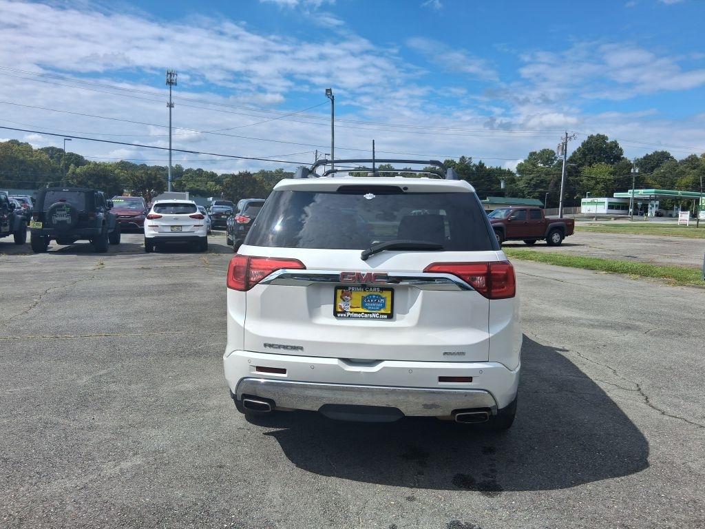 GMC Acadia Denali AWD 2018