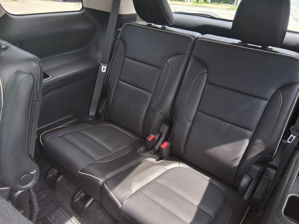 GMC Acadia Denali AWD 2018