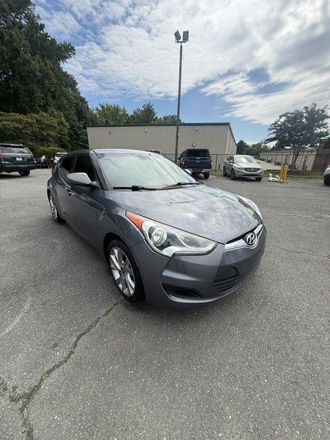 Hyundai Veloster Base 6MT 2016