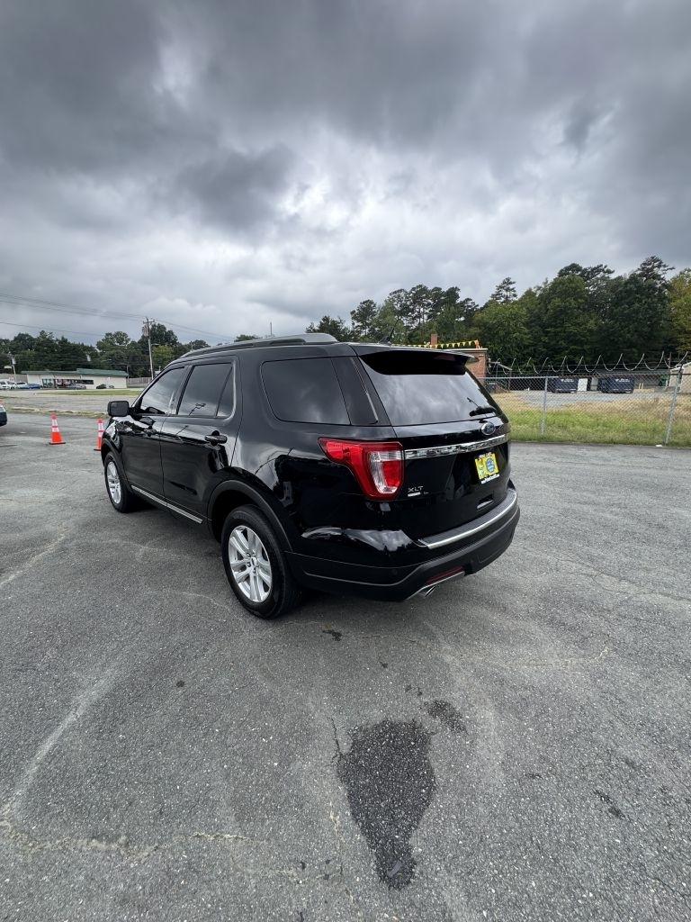 Ford Explorer XLT 4WD 2018