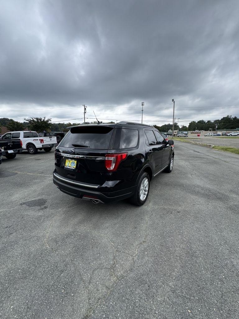Ford Explorer XLT 4WD 2018