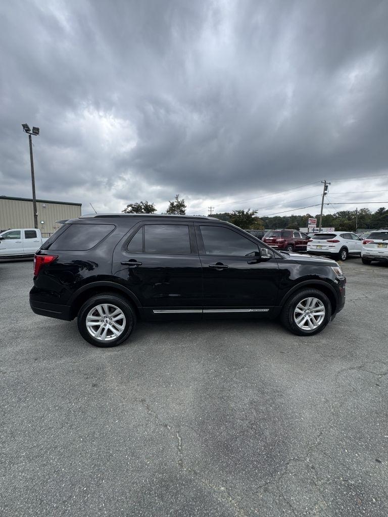 Ford Explorer XLT 4WD 2018