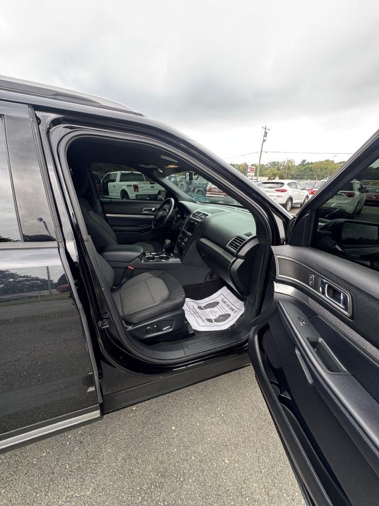 Ford Explorer XLT 4WD 2018