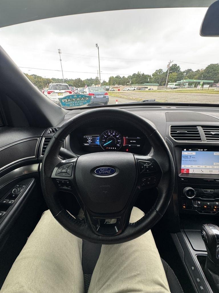 Ford Explorer XLT 4WD 2018
