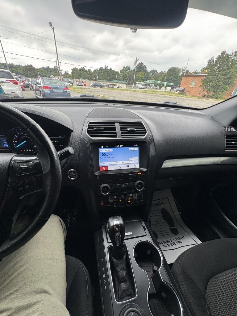 Ford Explorer XLT 4WD 2018