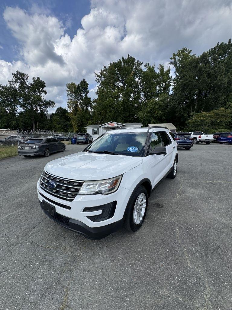 Ford Explorer Base 4WD 2017