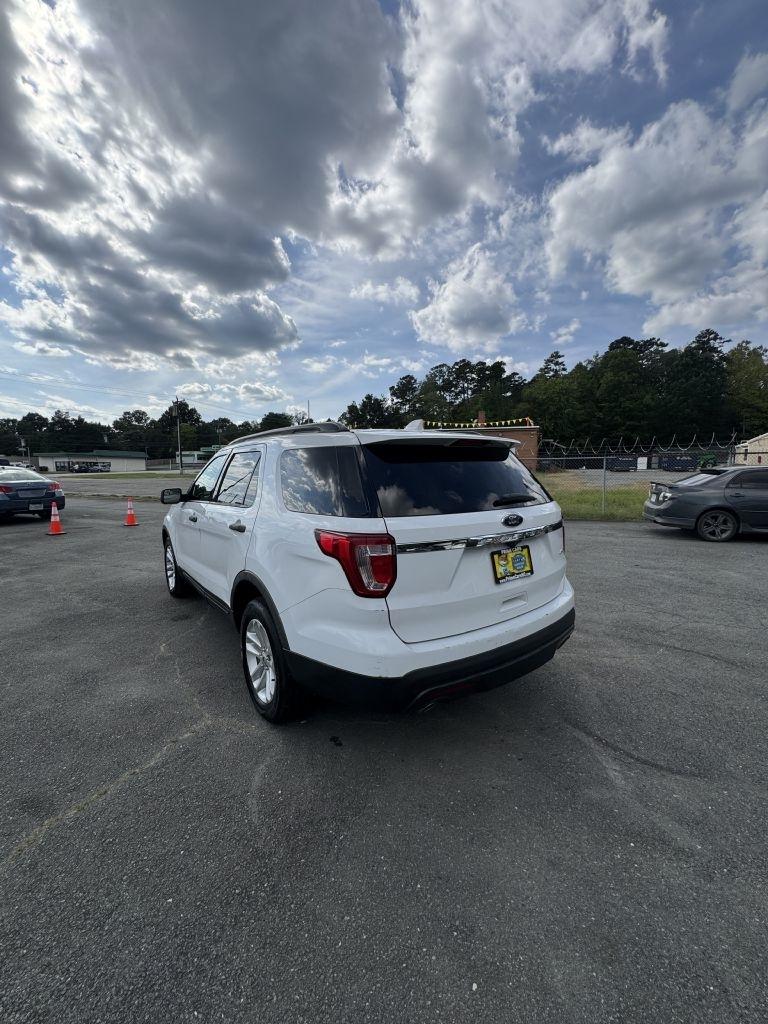 Ford Explorer Base 4WD 2017