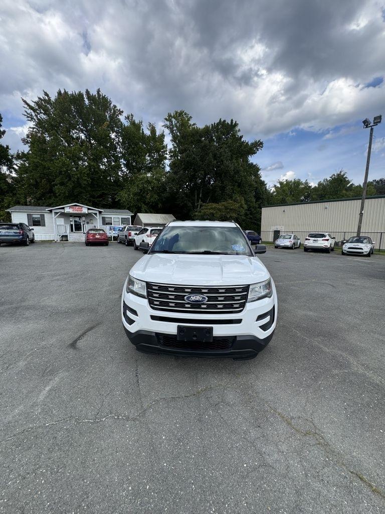 Ford Explorer Base 4WD 2017