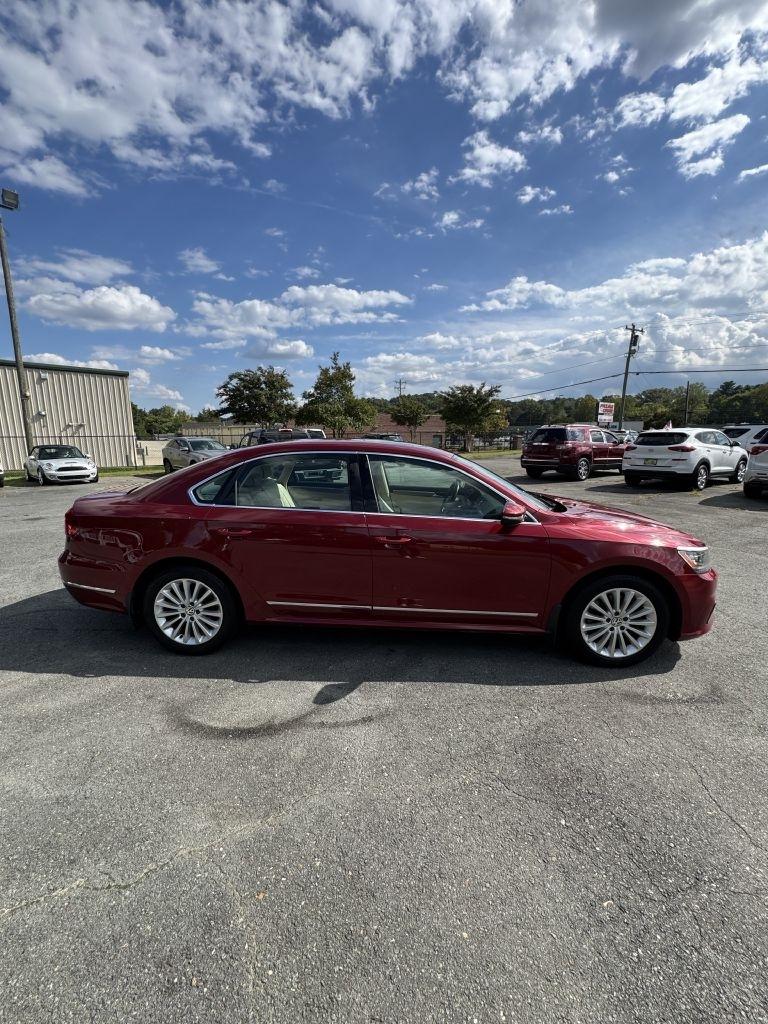 Volkswagen Passat SE 6A 2016