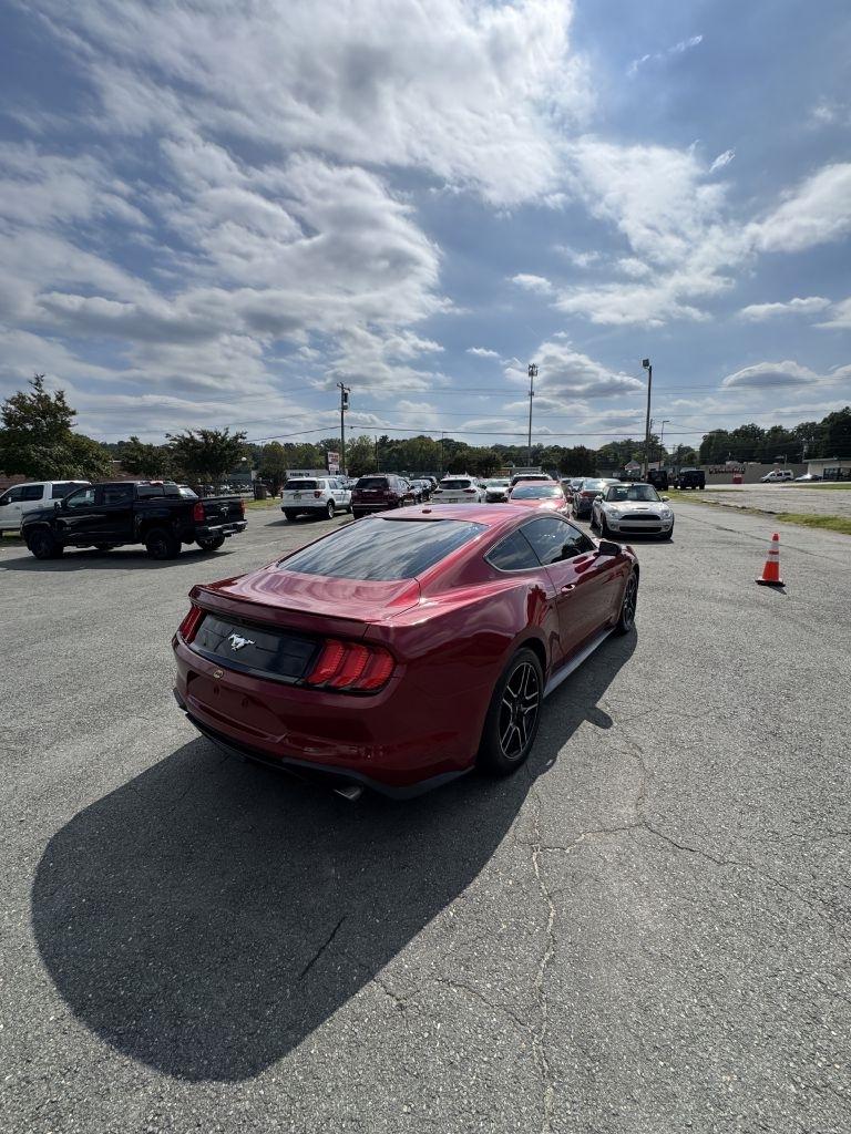 Ford Mustang EcoBoost Coupe 2018