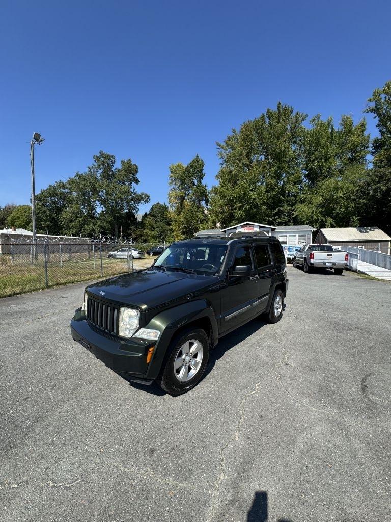 Jeep Liberty Sport 2WD 2012