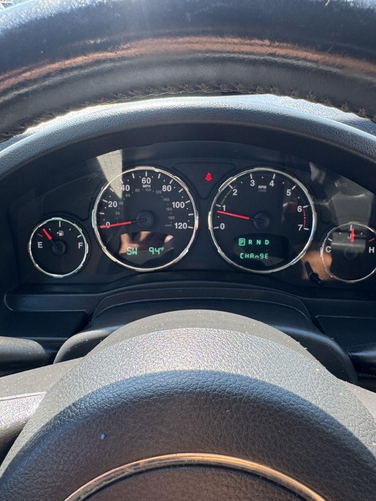 Jeep Liberty Sport 2WD 2012