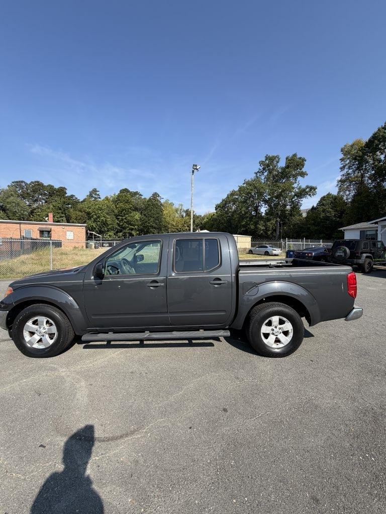 Nissan Frontier SE Crew Cab 2WD 2010
