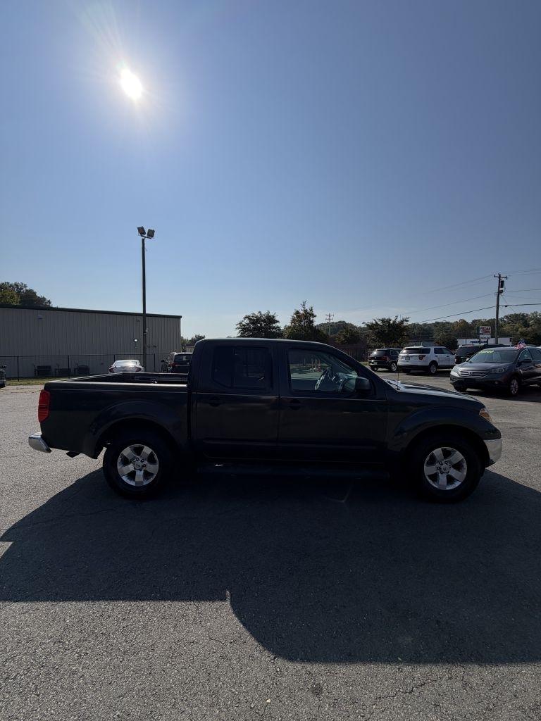 Nissan Frontier SE Crew Cab 2WD 2010