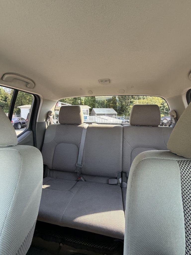 Nissan Frontier SE Crew Cab 2WD 2010