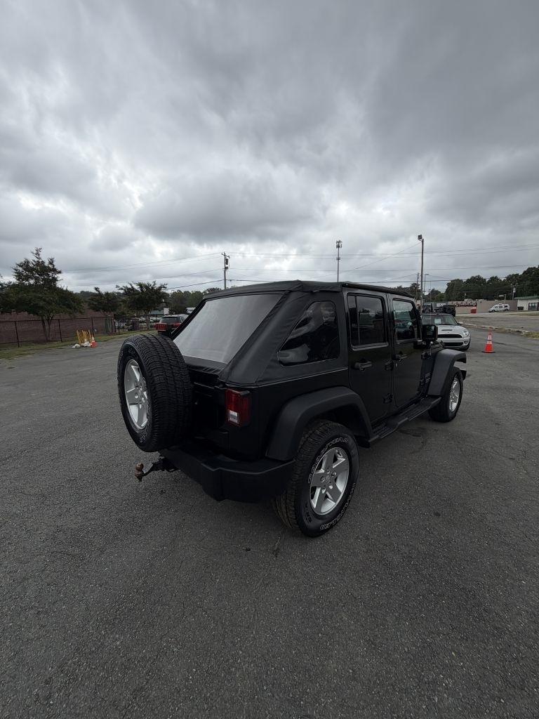 Jeep Wrangler Unlimited Sport 4WD 2012