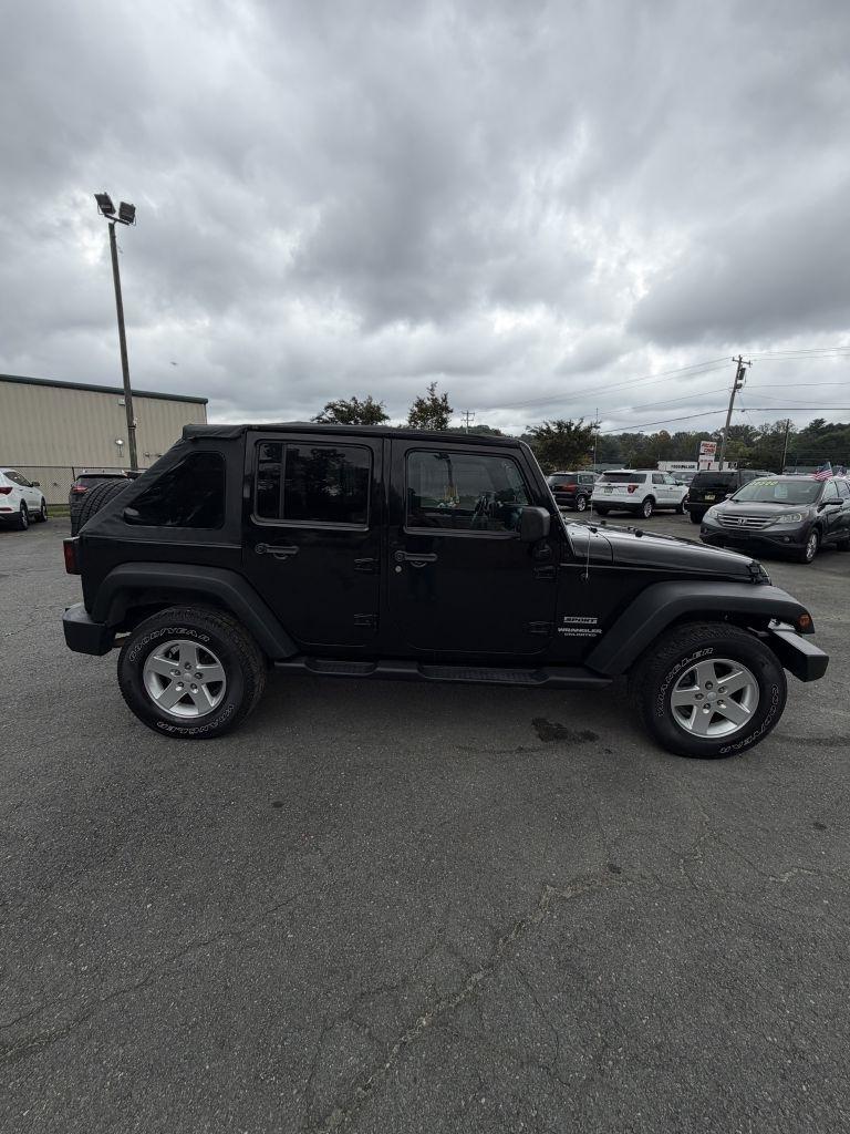 Jeep Wrangler Unlimited Sport 4WD 2012