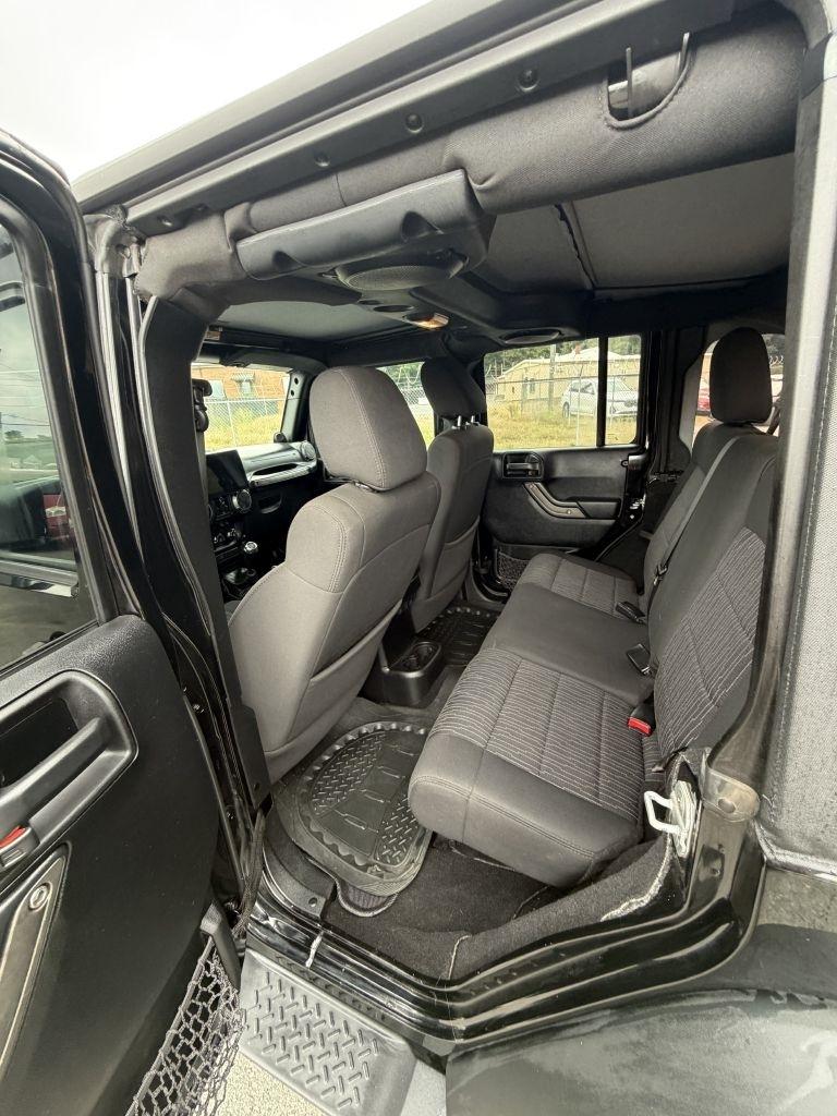Jeep Wrangler Unlimited Sport 4WD 2012
