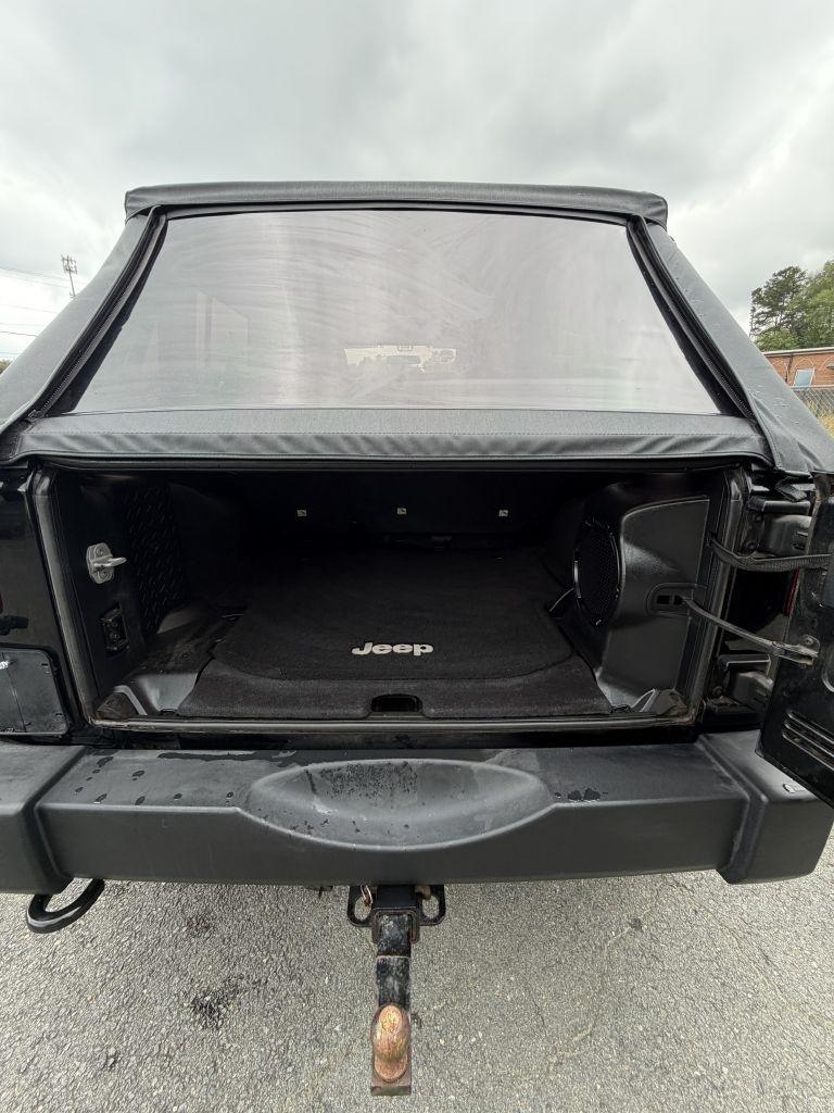 Jeep Wrangler Unlimited Sport 4WD 2012