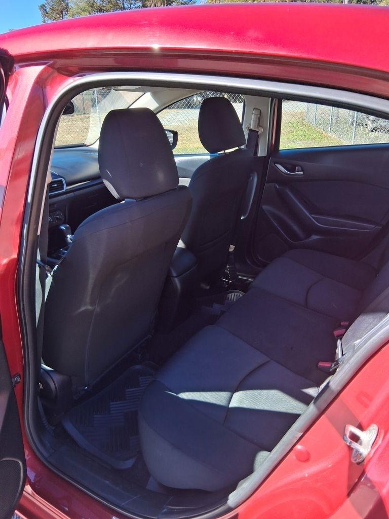 Mazda MAZDA3 i Sport AT 4-Door 2015