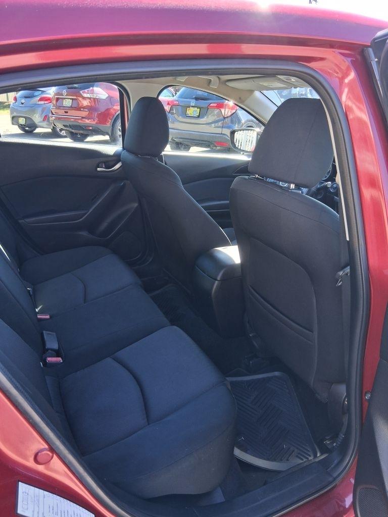 Mazda MAZDA3 i Sport AT 4-Door 2015