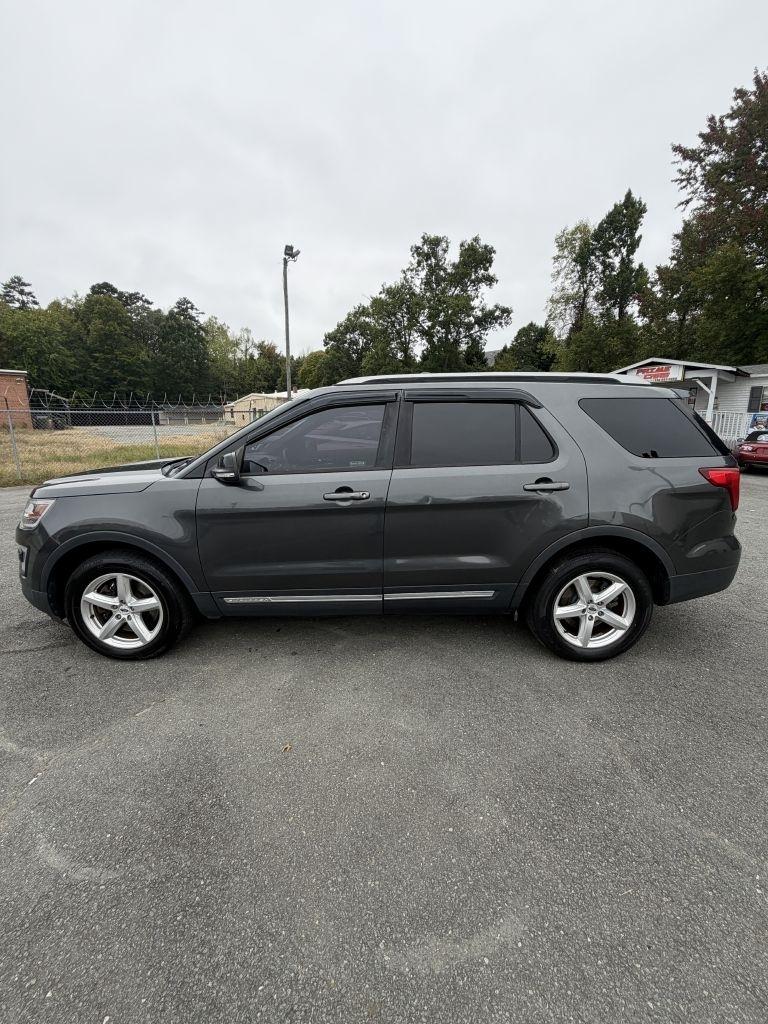 Ford Explorer XLT 4WD 2016