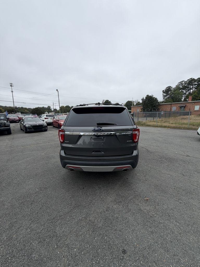 Ford Explorer XLT 4WD 2016