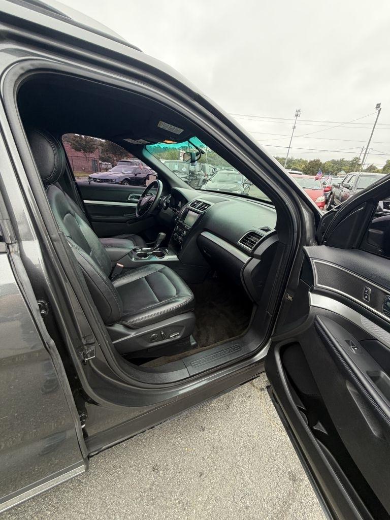 Ford Explorer XLT 4WD 2016