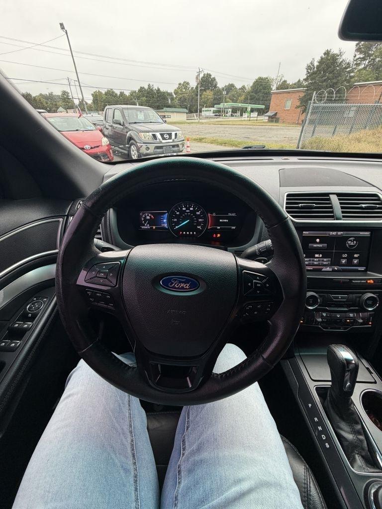 Ford Explorer XLT 4WD 2016