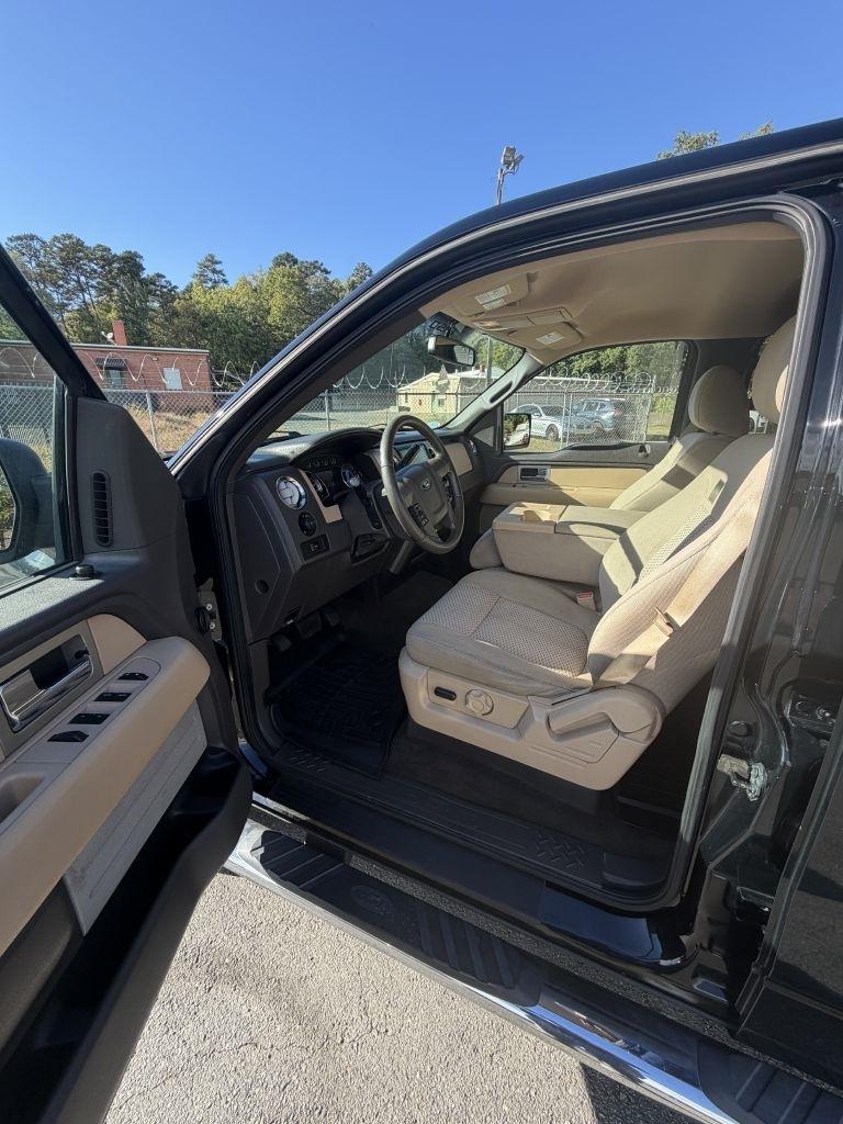 Ford F-150 XL SuperCrew 6.5-ft. Bed 4WD 2011