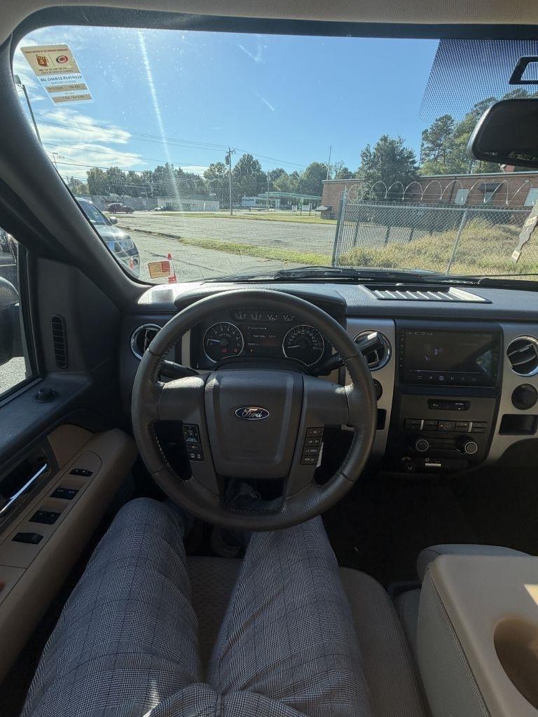 Ford F-150 XL SuperCrew 6.5-ft. Bed 4WD 2011