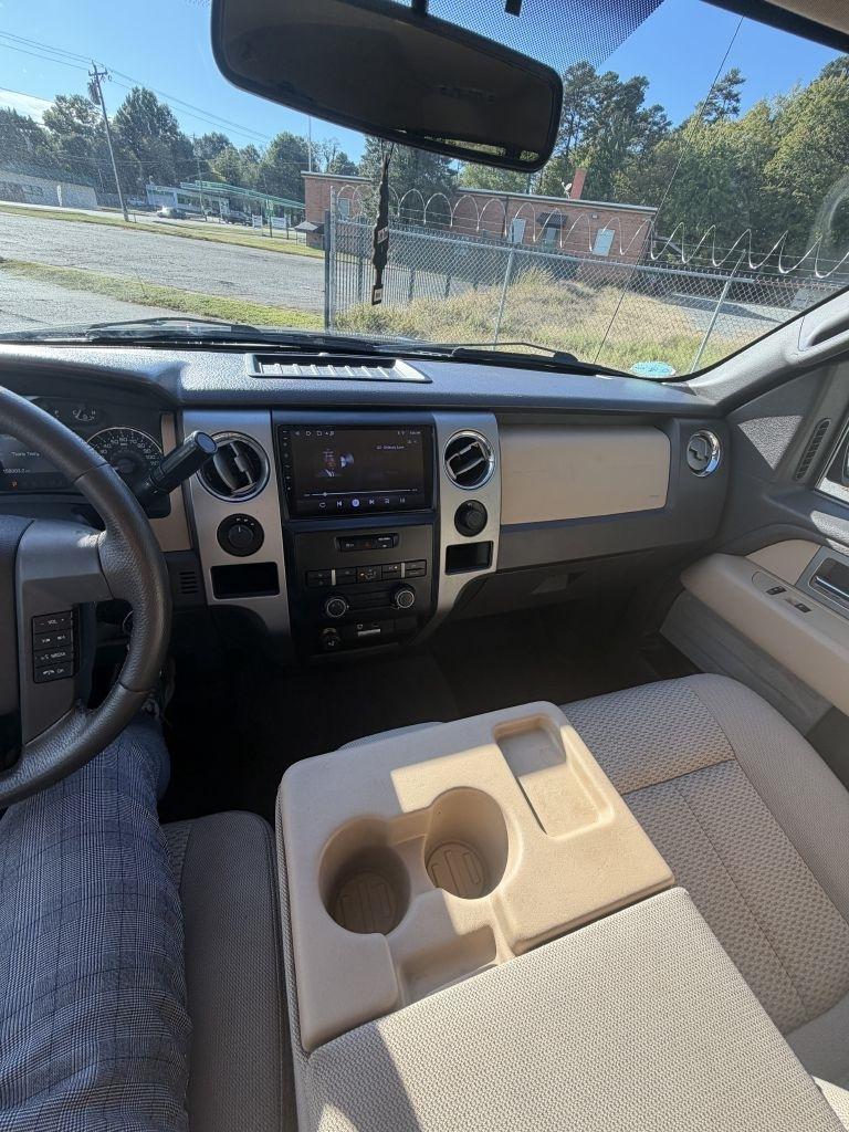 Ford F-150 XL SuperCrew 6.5-ft. Bed 4WD 2011