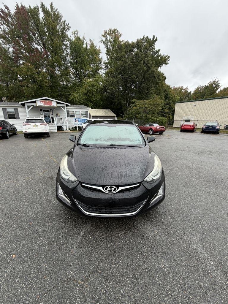 Hyundai Elantra SE 6AT 2016