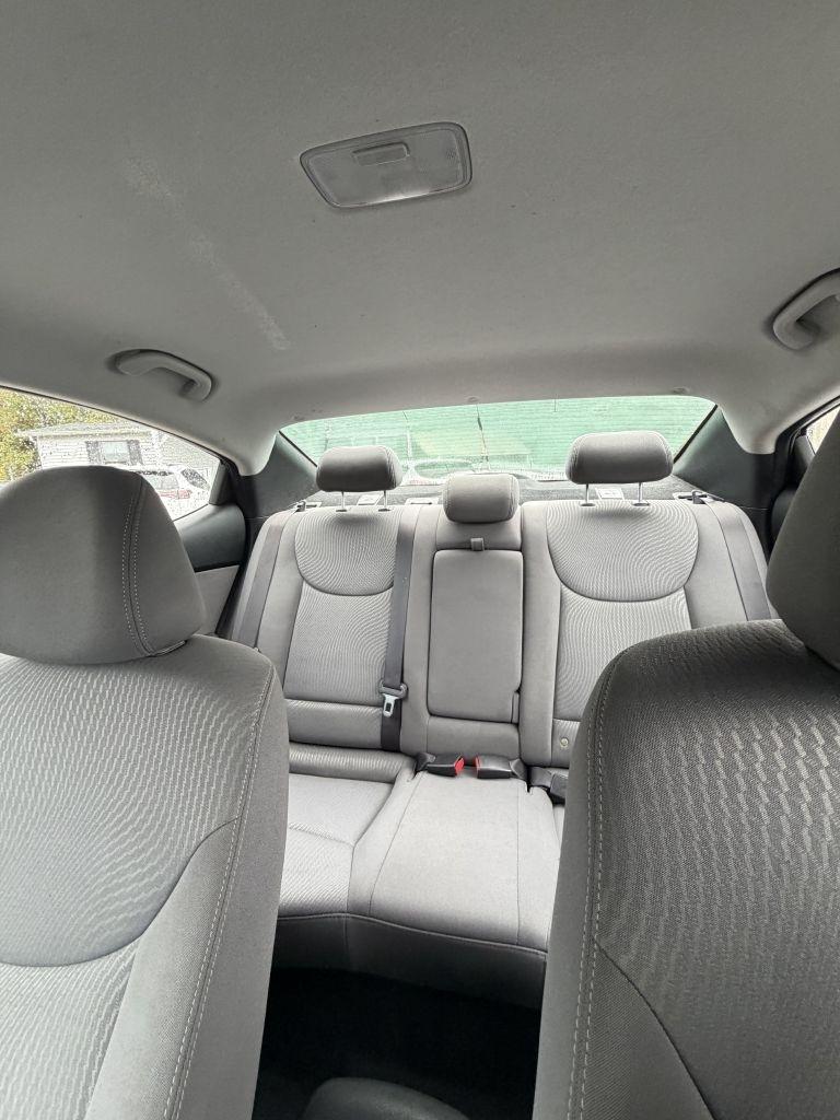 Hyundai Elantra SE 6AT 2016