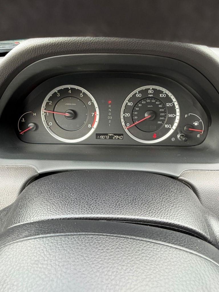 Honda Accord LX sedan AT 2009