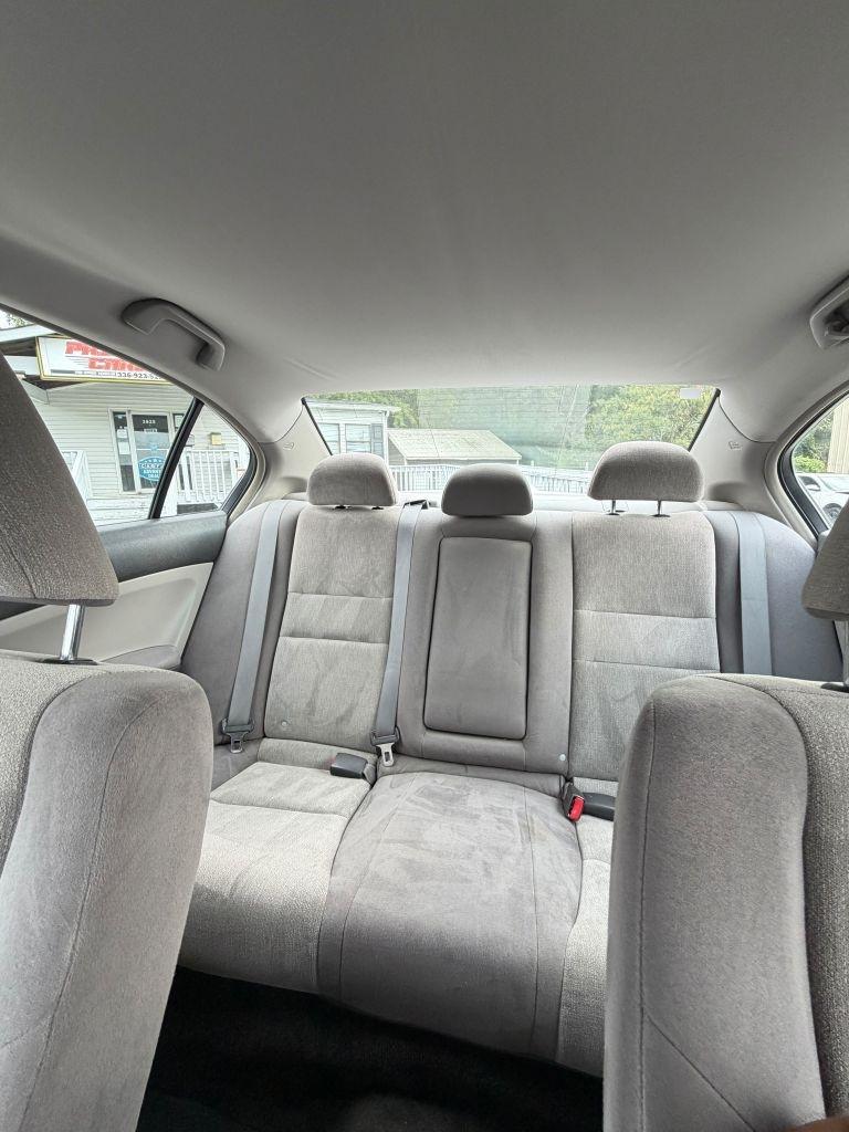 Honda Accord LX sedan AT 2009