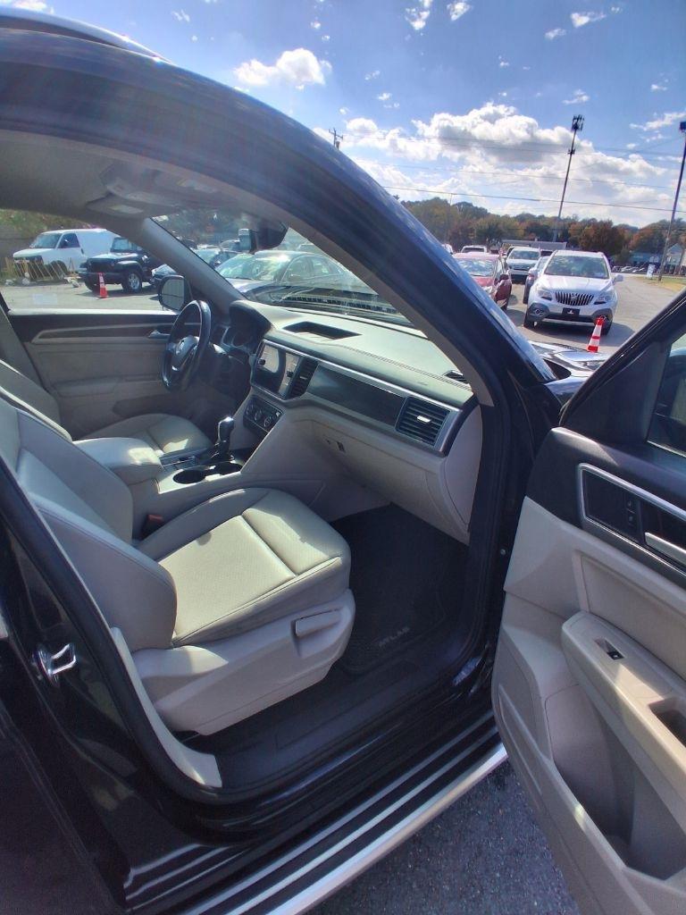 Volkswagen Atlas V6 SE w/Technology 2019