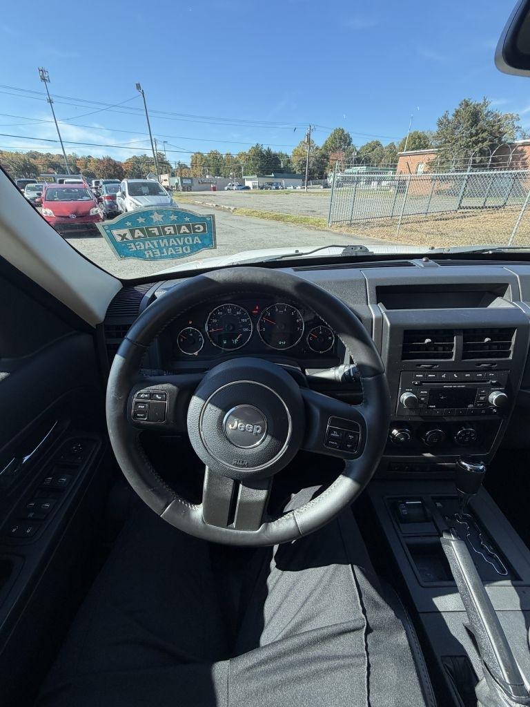 Jeep Liberty Sport 4WD 2012