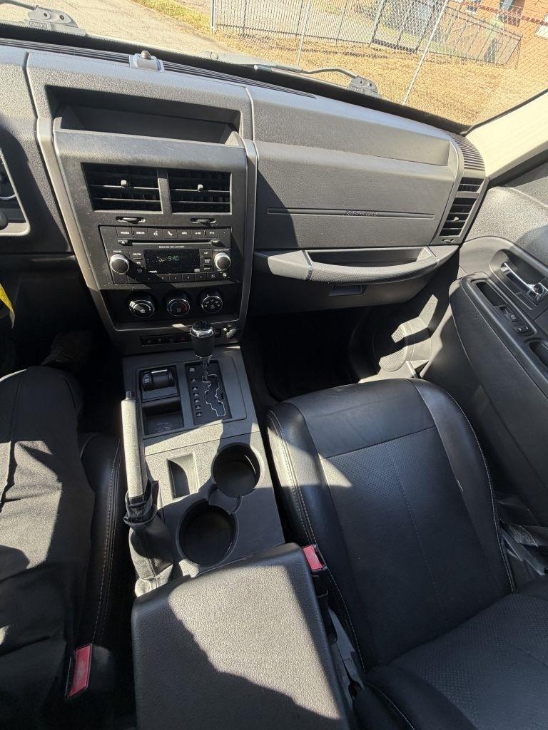 Jeep Liberty Sport 4WD 2012