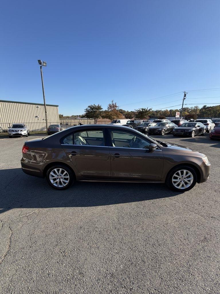 Volkswagen Jetta SE 2014