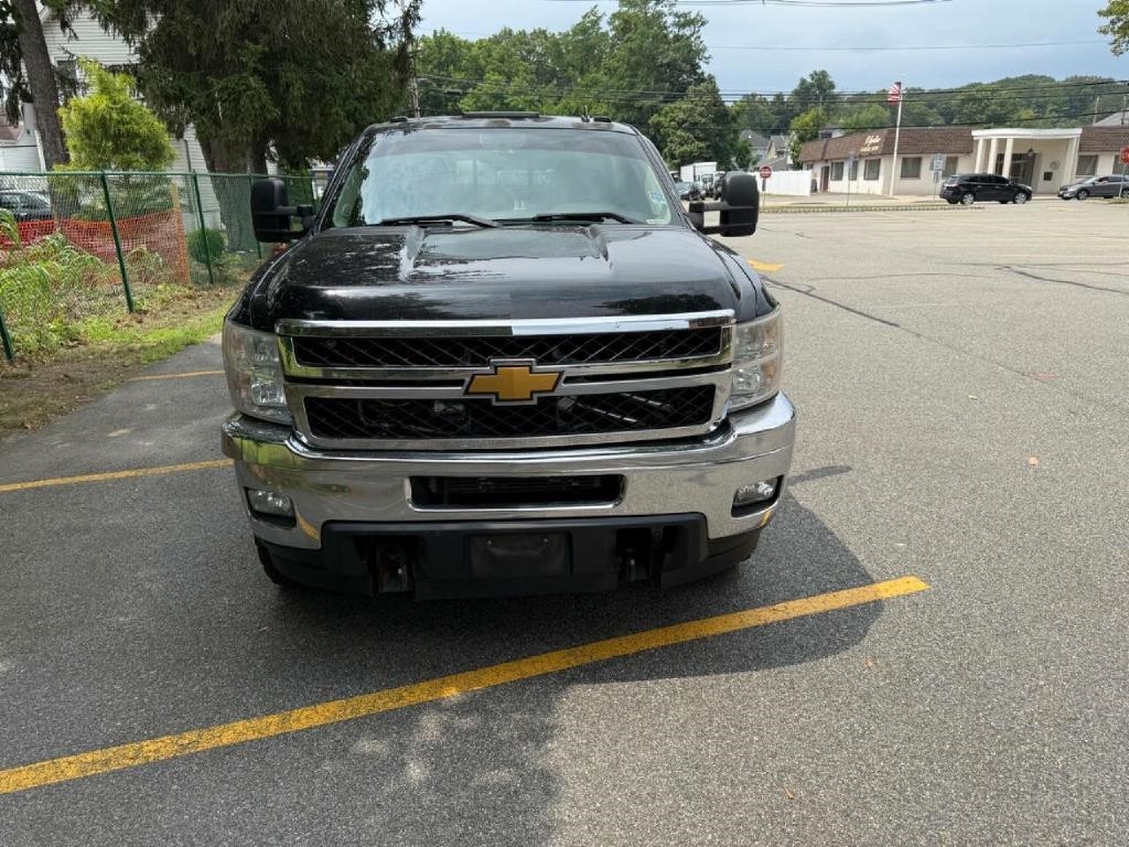 Chevrolet Silverado 2500HD LT Crew Cab 4WD 2011