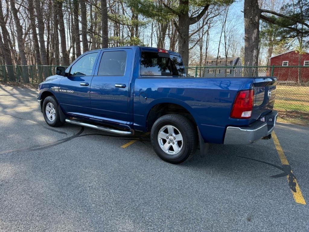 RAM 1500 SLT Crew Cab 4WD 2011