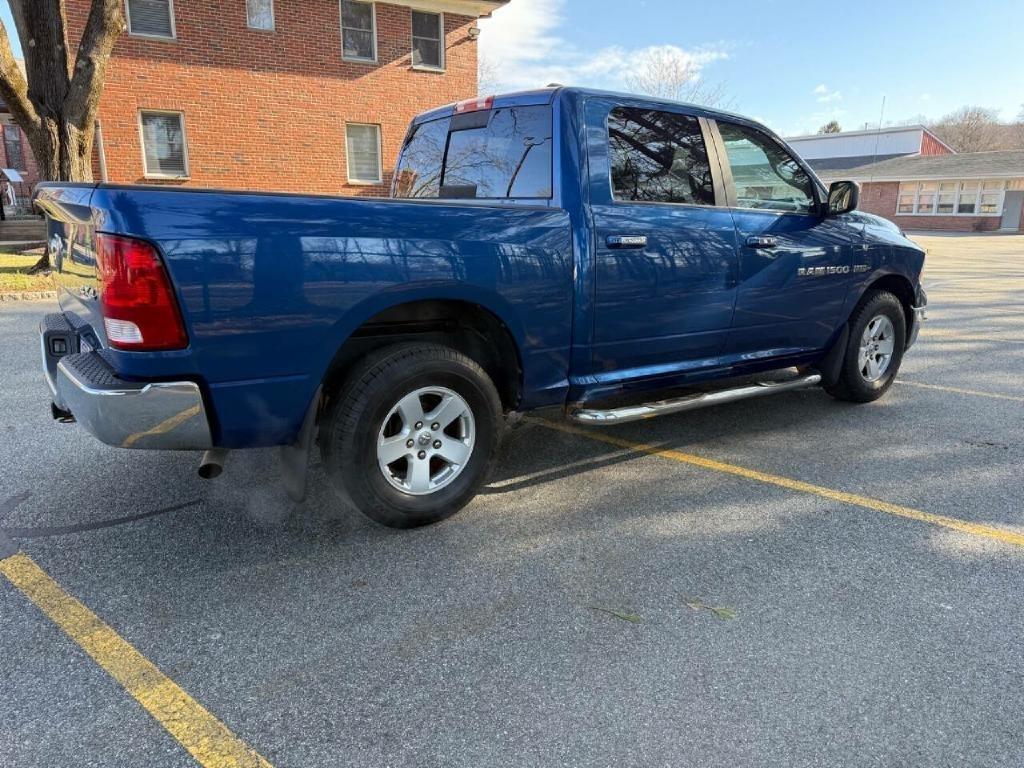 RAM 1500 SLT Crew Cab 4WD 2011