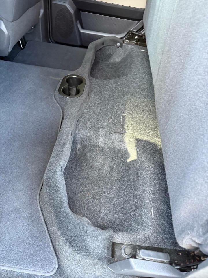 RAM 1500 SLT Crew Cab 4WD 2011