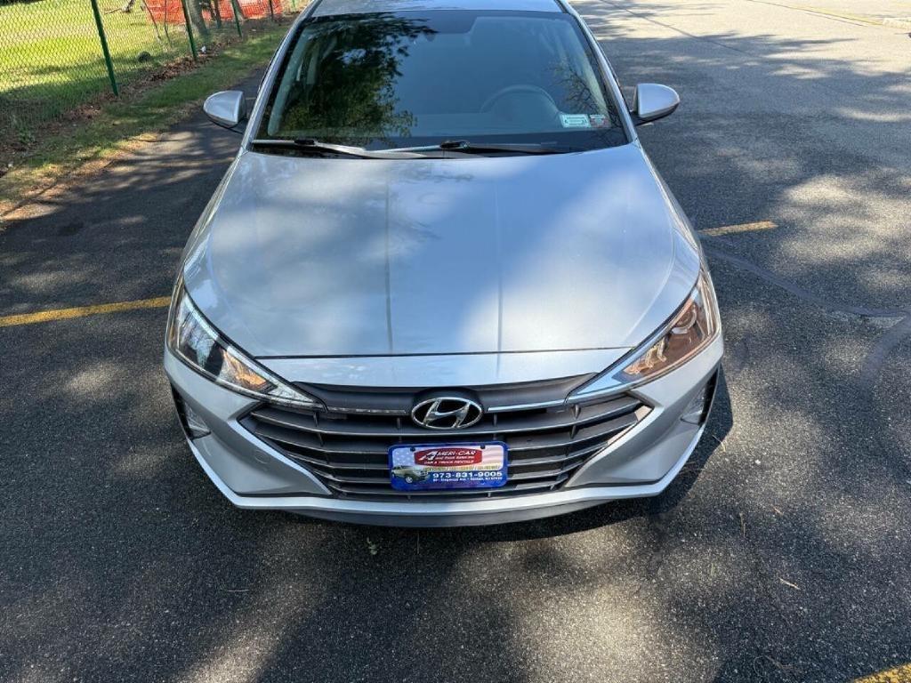 Hyundai Elantra SE 6M 2020