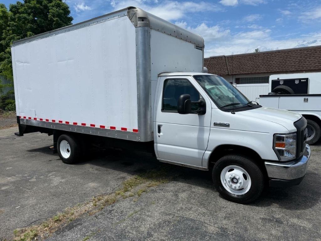 Ford Econoline E-350 Super Duty 2018